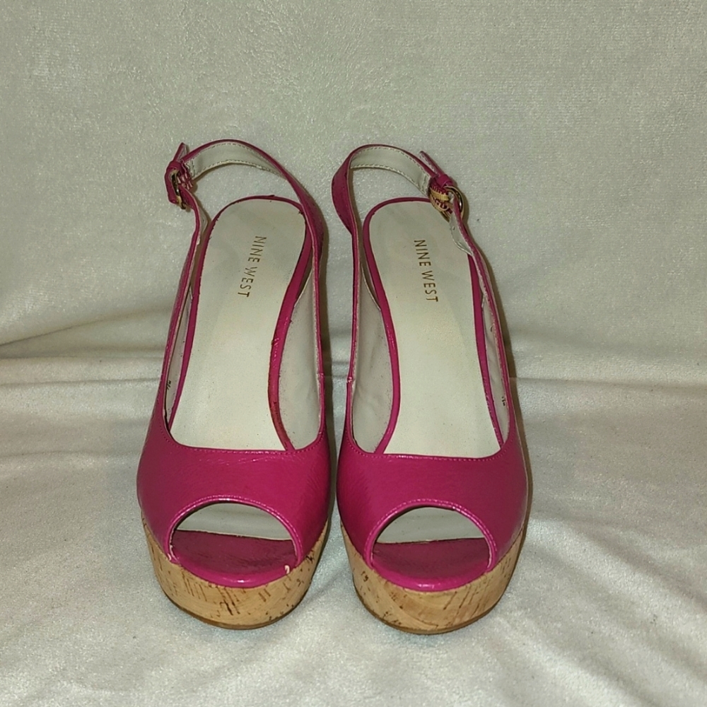 Nine West 7.5 Pink Patent Leather Peep Toe Platform